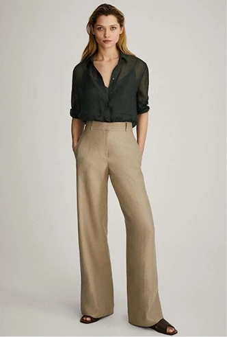 Pullover Sweatshirt - C